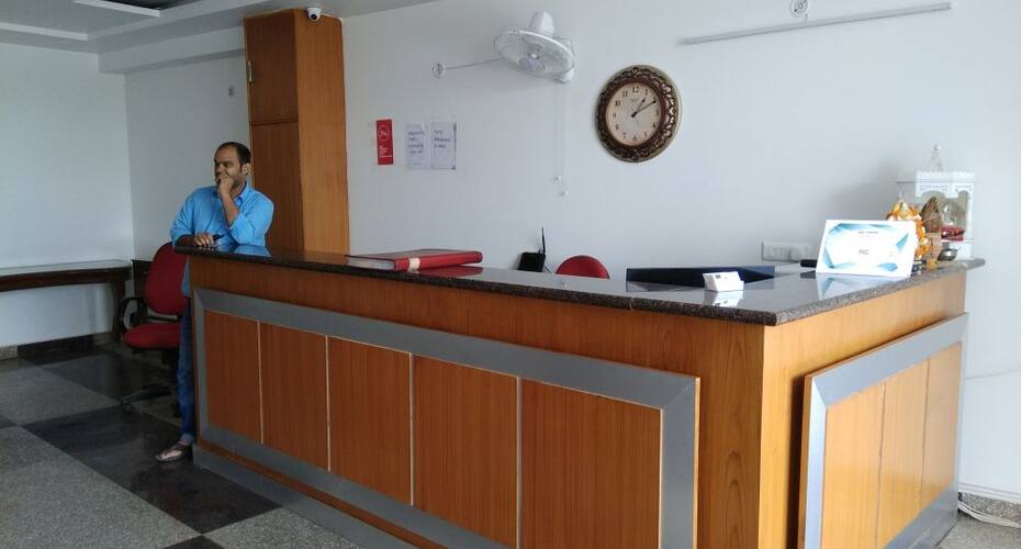 Hotel Le Comfort, New Delhi 2